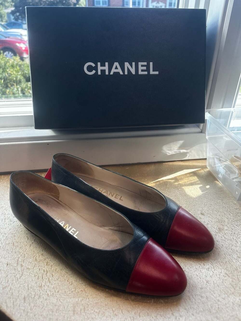 Chanel Vintage Black and Red Leather Cap Toe Low Heel Pumps Flats with Box